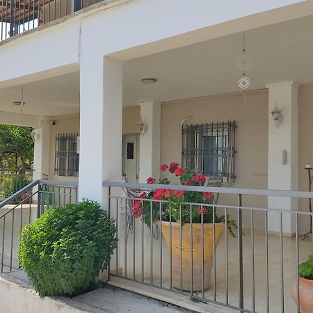 Mallios Country House Near أولمبيا الغرفة الصورة